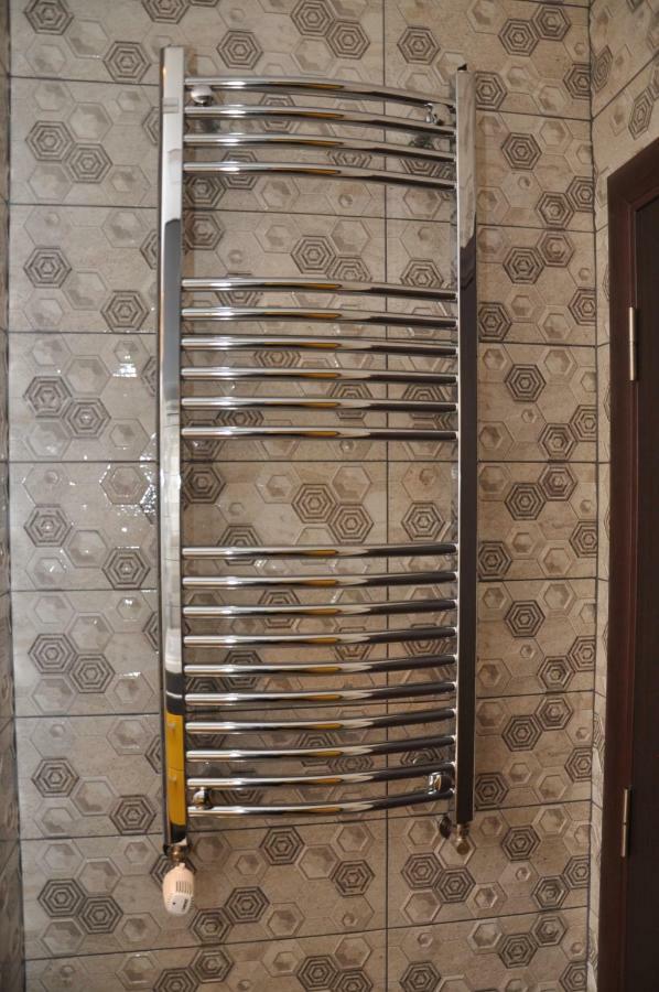 Lux Apartman Cacak Luaran gambar